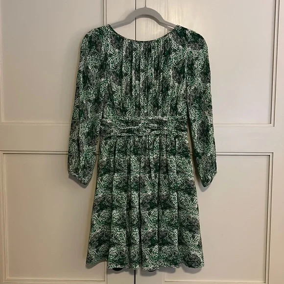 Boden | Dresses | Boden Green Jersey Dress | Poshmark